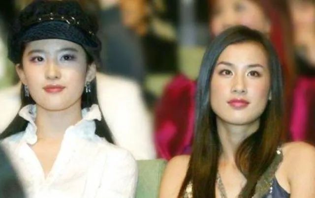 黄圣依早期照片亮相,仙气十足与刘亦菲媲美